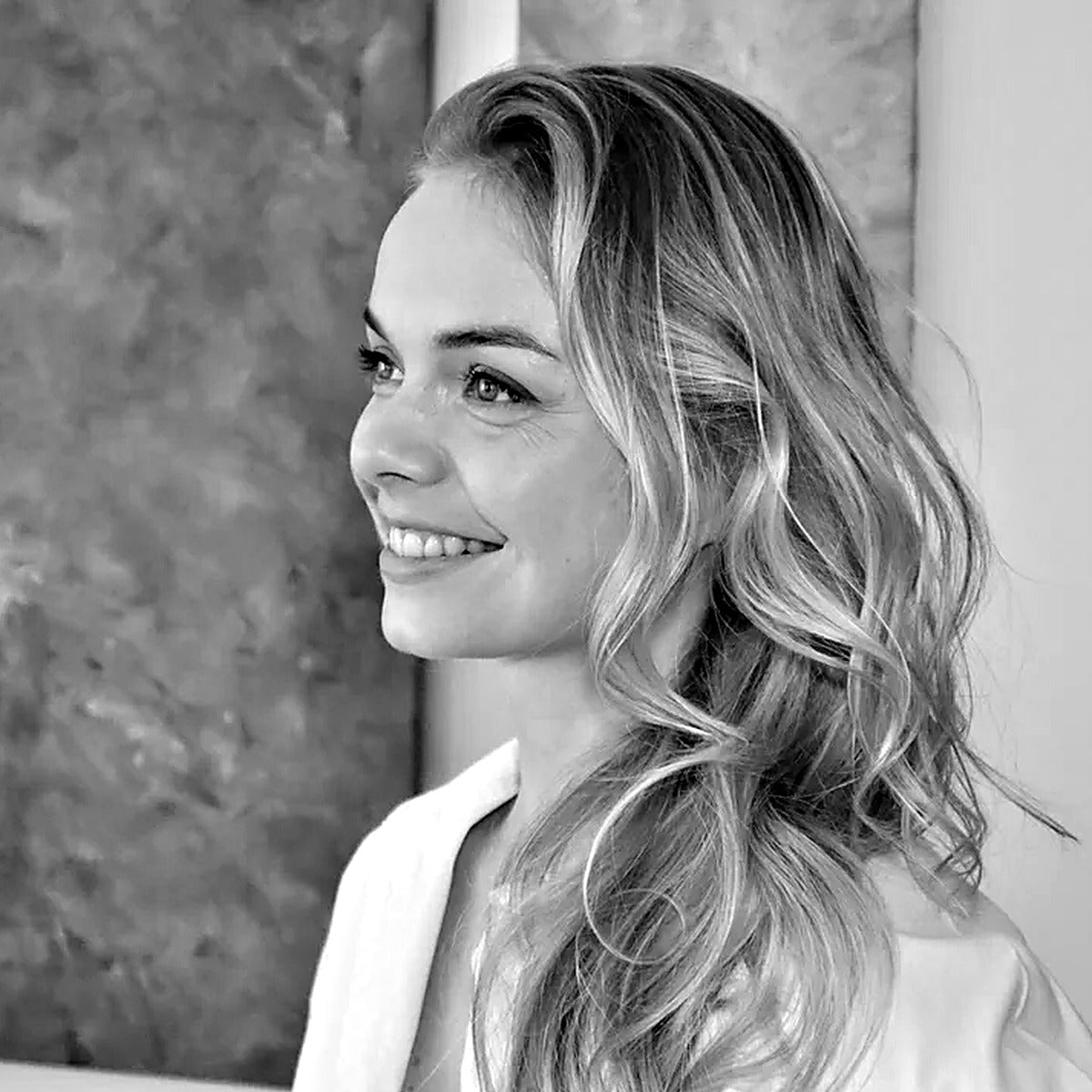 Black-and-white portrait of abstract artist Anastasiya Devochkina, based in Tbilisi, Georgia