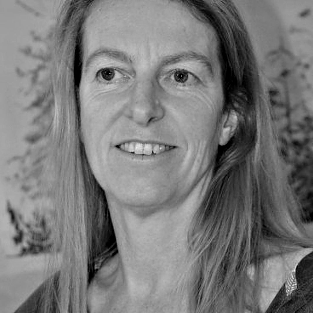 Portrait of painter Karin Bos