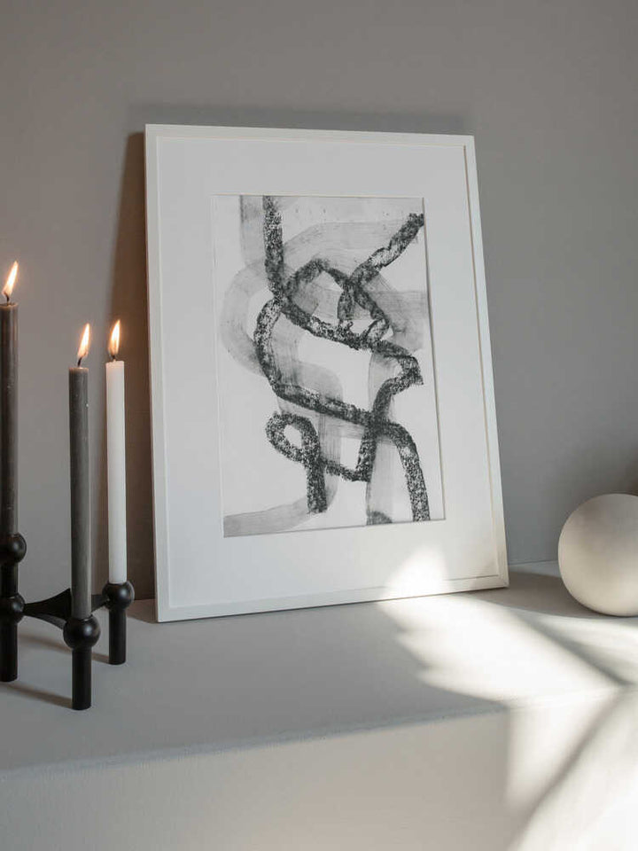 Intertwined Textured Lines