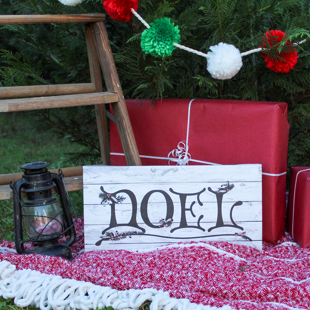 'Noel' Holiday Canvas Wall Art